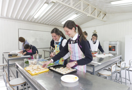 csfda_infraestructura_sala_cocina_2530