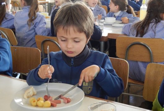 Almuerzo Kinder