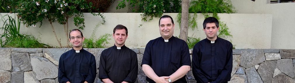 sacerdotes (COLOR)