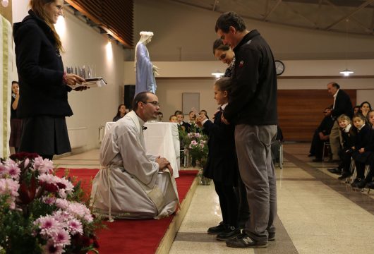 Entrega de las Tres Ave Marías 1° Básico