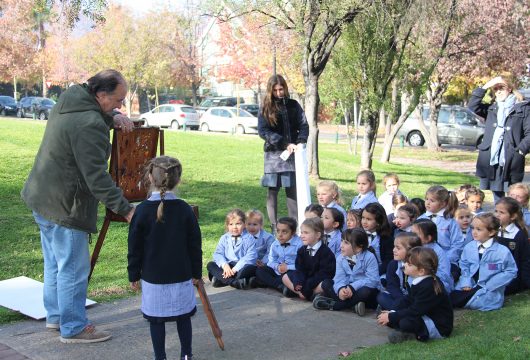 Pintor visita alumnas PK